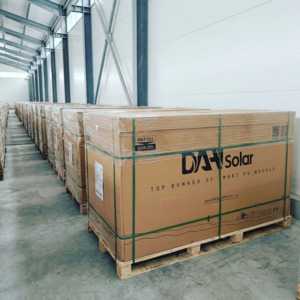   DAH Solar — DHM-72L9BW