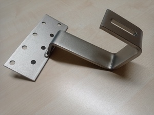 Mittig GmbH — Pfannenziegeldachhaken, 35x6mm mit Fußplatte, ...