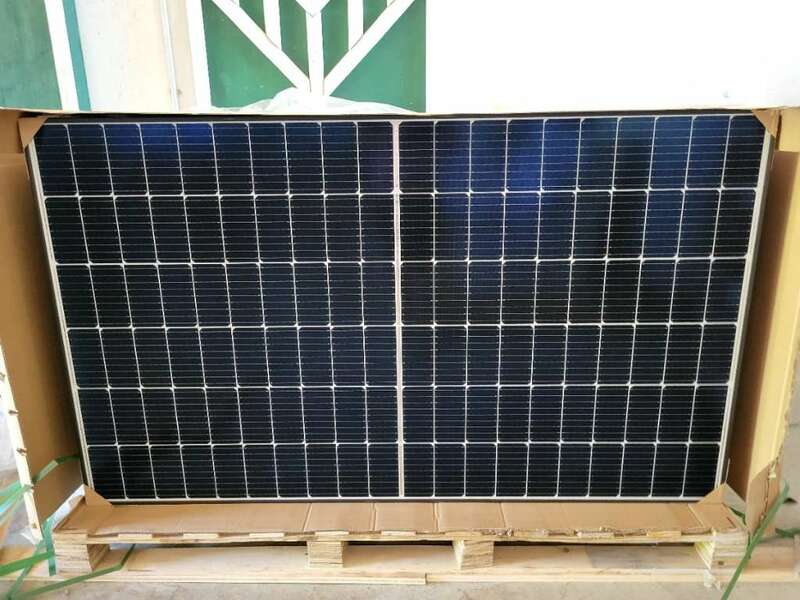 Zonnepanelen LongiSolar LR4 60 HPH 375M Black Frame 375Wp CSP Secondsol